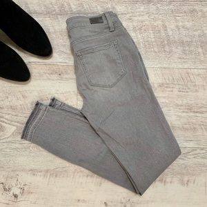 Paige Verdugo Ankle Released Hem Skinny Jeans, 25